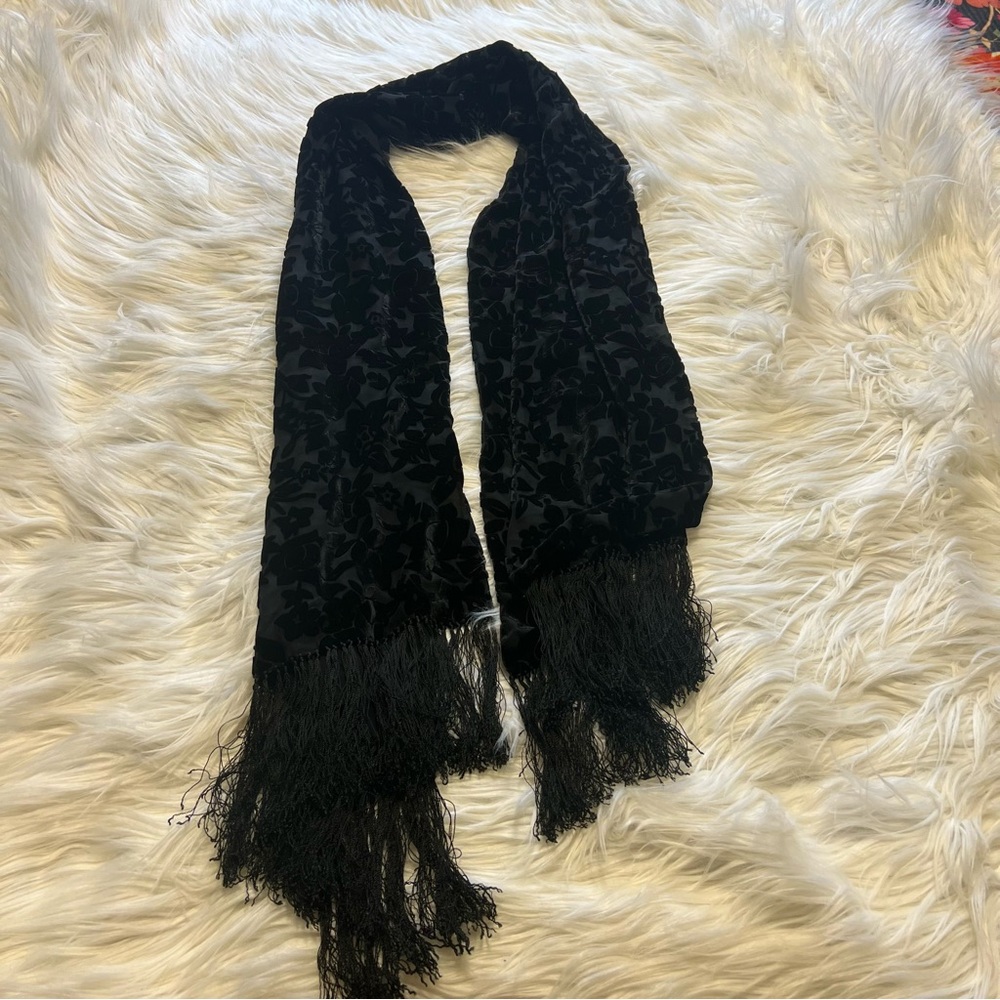 Velvet burnout silk tassel scarf